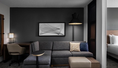 Room, 1 King Bed (High Floor)