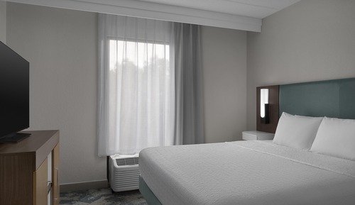 Suite, 1 King Bed, Non Smoking