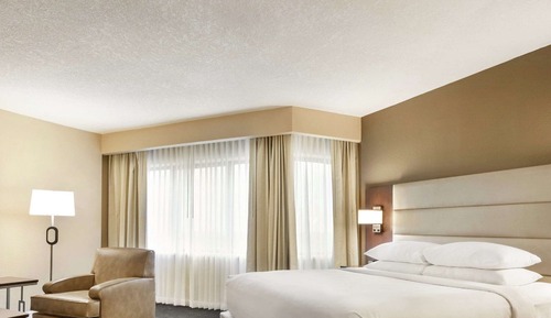 Room, 1 King Bed, Corner