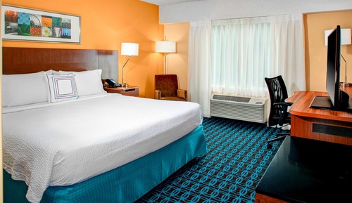 Room, 1 King Bed, Hearing Accessible