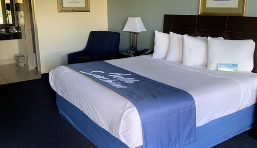 Standard Room, 1 King Bed