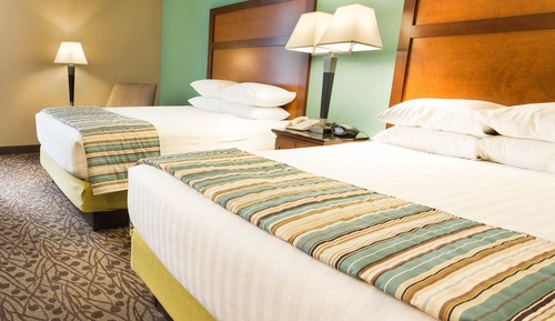 Room, 2 Queen Beds, Accessible (Upper Floor, Tub)