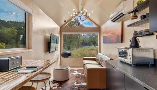 XL Looking Glass Cabin
