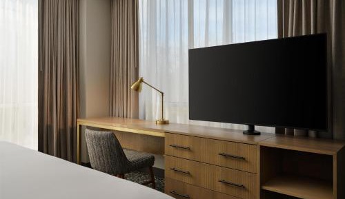 Corner King Room