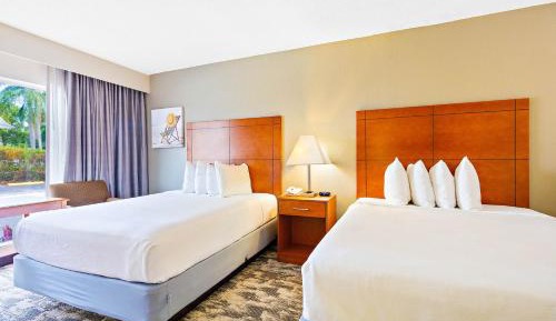 Queen Room with Two Queen Beds - Non-Smoking