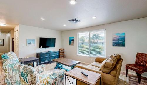Two Bedroom Apartment 