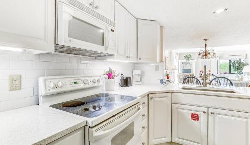 Two Bedroom Apartment 
