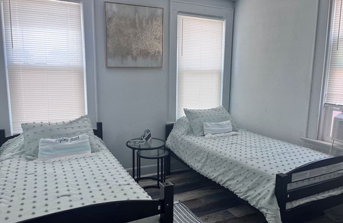 East Daytona Apartment | Cozy apartment, Beach step