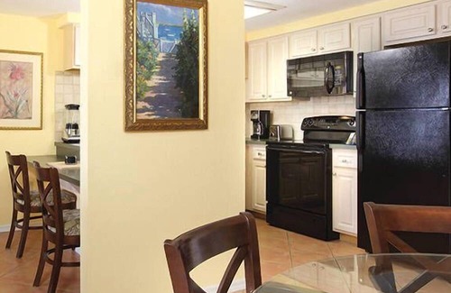 Pompano Beach Condo | Sea Gardens Resort 2BR Suite Saturday Check-In