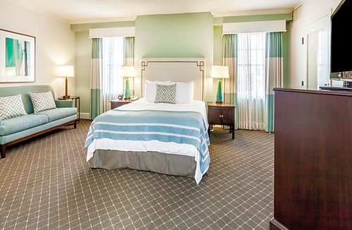 Charleston Historic District Hotel | The Mills House Wyndham Grand Hotel