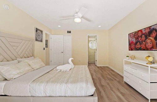 Royal Palm Bay Apartment | Orlando/Disney Renovated Bright 3br Condo With Pool near Disney