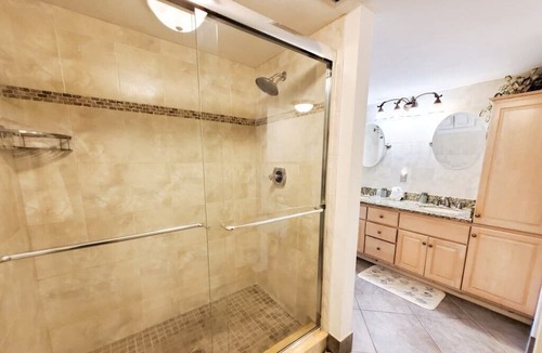 South Island Condo | Across from Beach - Elevator - Communal Pool & Spa - Santa Maria Harbour Resort