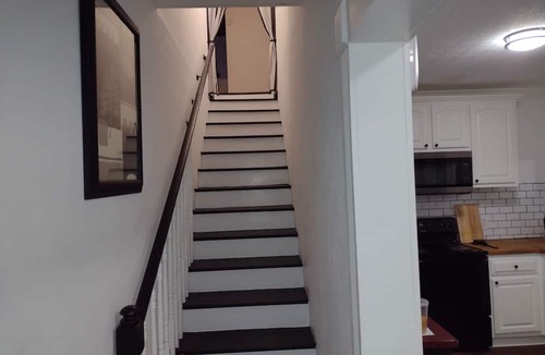Elberton House | Granite Retreat East 2 Story - 2 Bedroom 1 Bathroom Homen