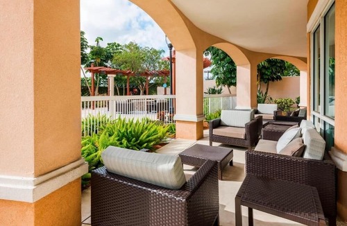 Biggar House | 3 Inviting Rooms Perfect for Family Beach Weekends - Outdoor Heated Pool