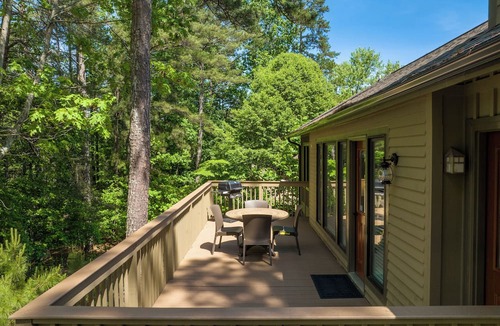 Buford Cabin | Lake Houses at Lanier Islands Resort