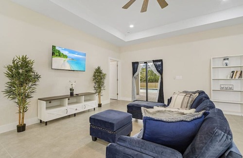 Burnt Store House | Tranquility Escape-Sleeps 9-Pool