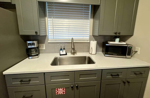 St. Augustine Condo | Cozy condo near everything! Just a short walk away from Historic downtown!