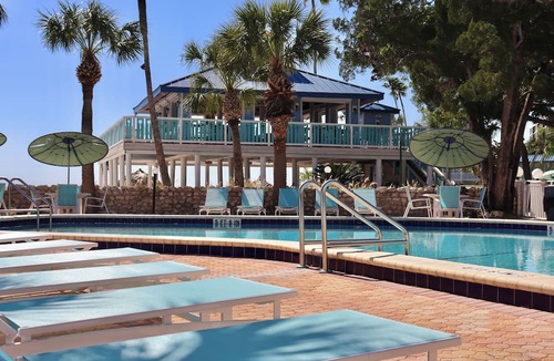 Pinellas Point House | Cabanas by the Beach for Your Private Getaway - Ideal Group Getaway