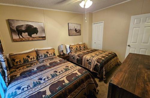 Thonotosassa House | The Cozy Cabin